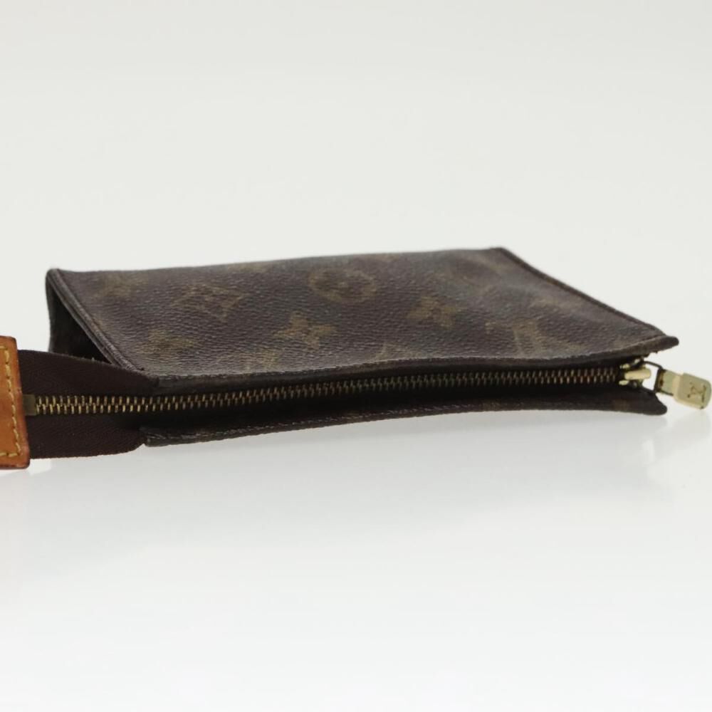 Louis Vuitton Poche Toilette