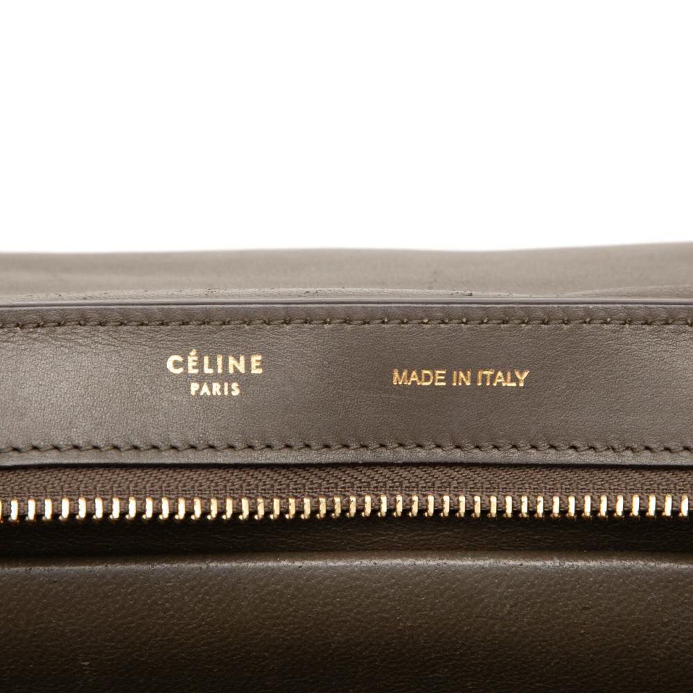 C&eacute;line Trapeze