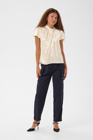 PananSZ Drapy SS Blouse