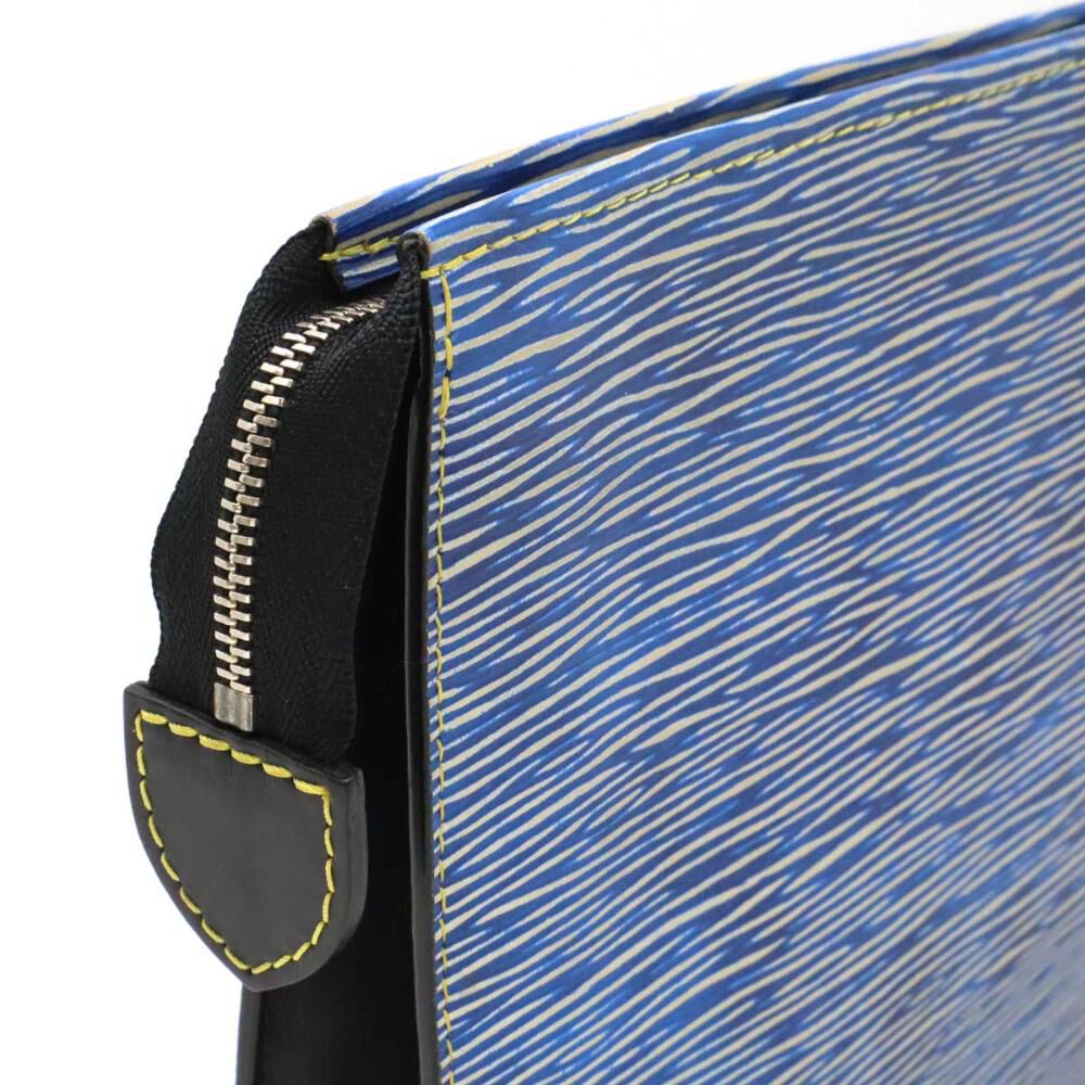 Louis Vuitton Poche Toilette