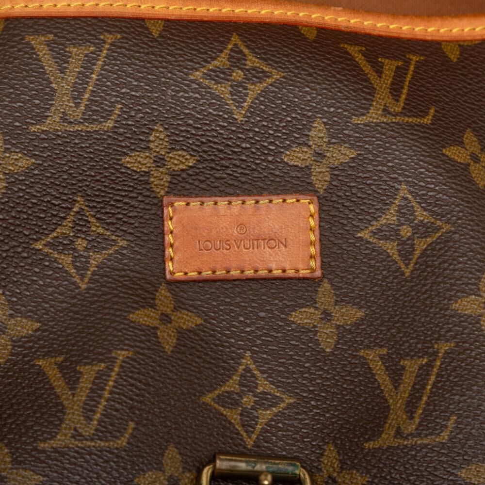 Louis Vuitton Saumur