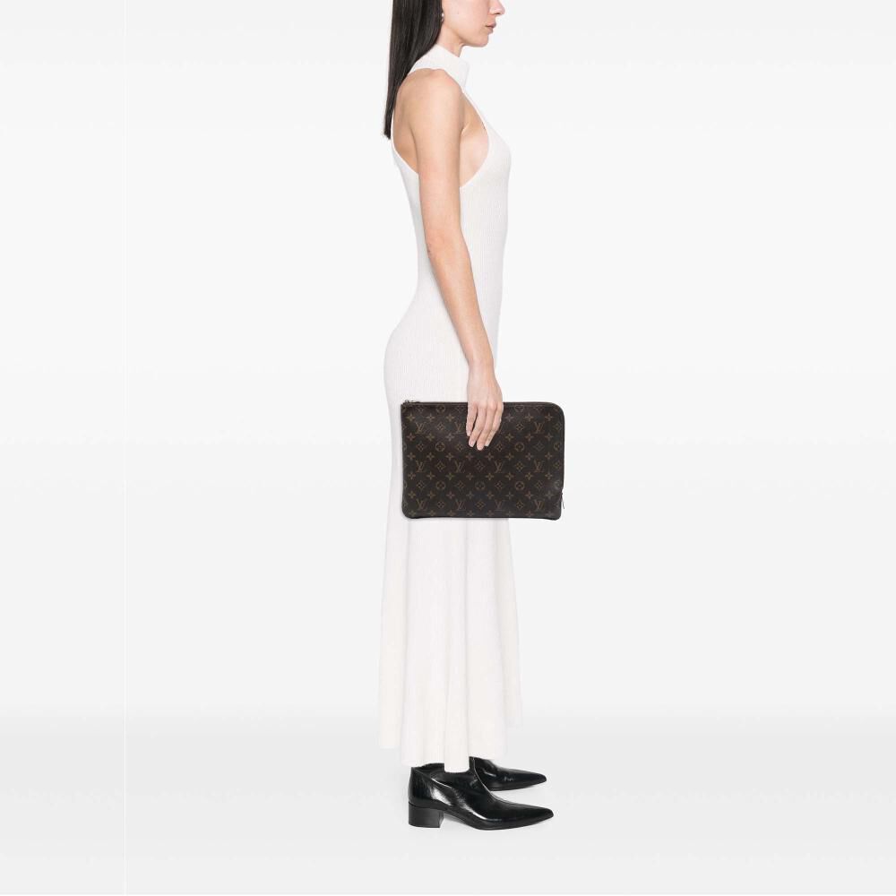 Louis Vuitton Clutch