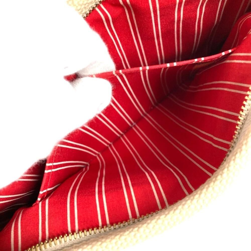 Louis Vuitton Antigua