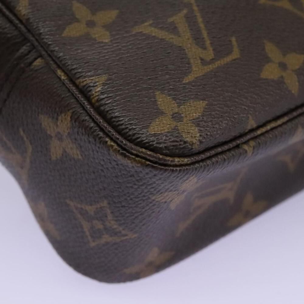 Louis Vuitton Trousse Toilette