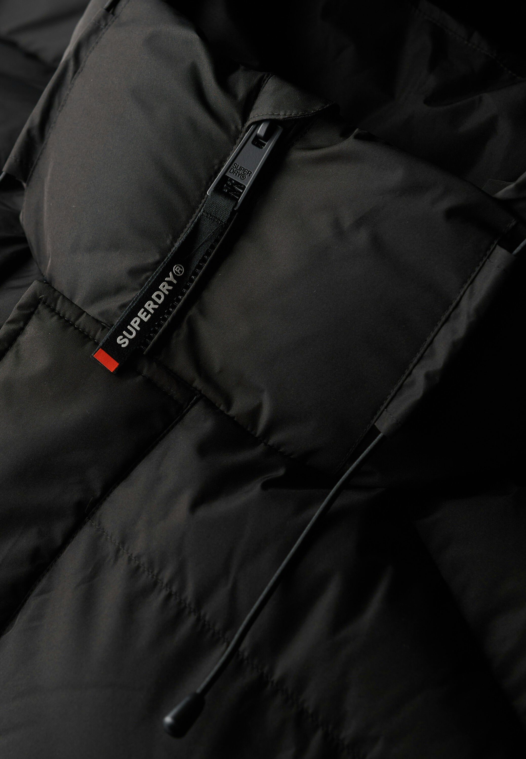 HOODED 5 BAFFLE SPORTS PUFFER
