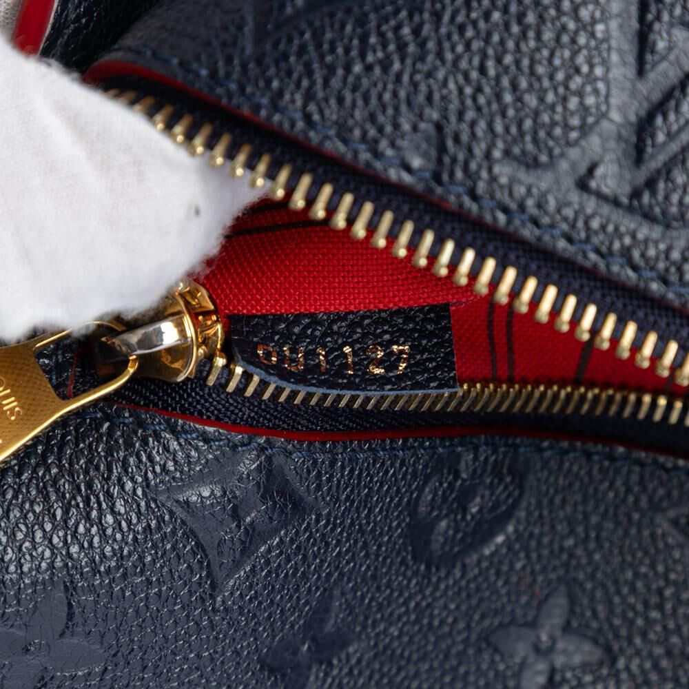 Louis Vuitton Shoulder Bags