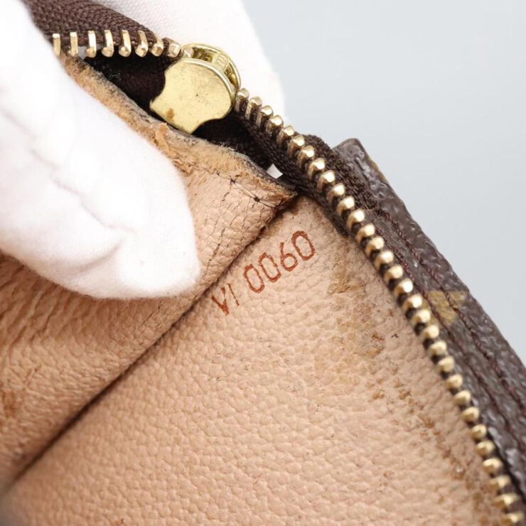 Louis Vuitton Pouch