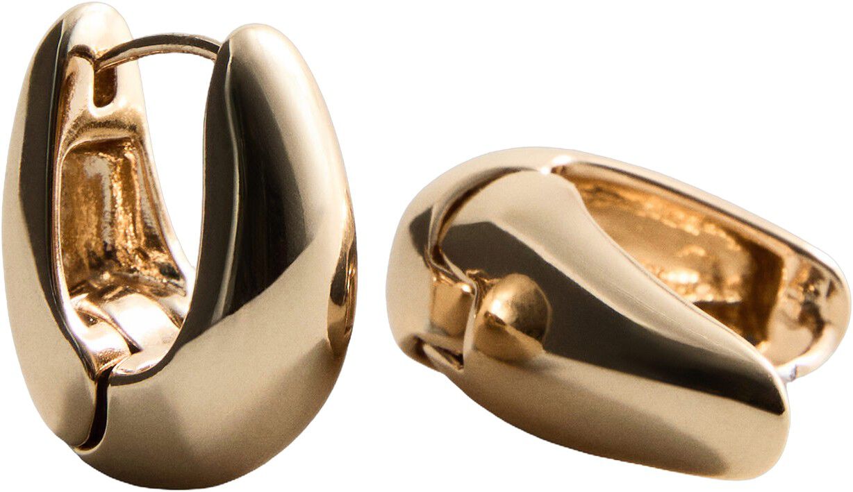 Volume hoop earrings