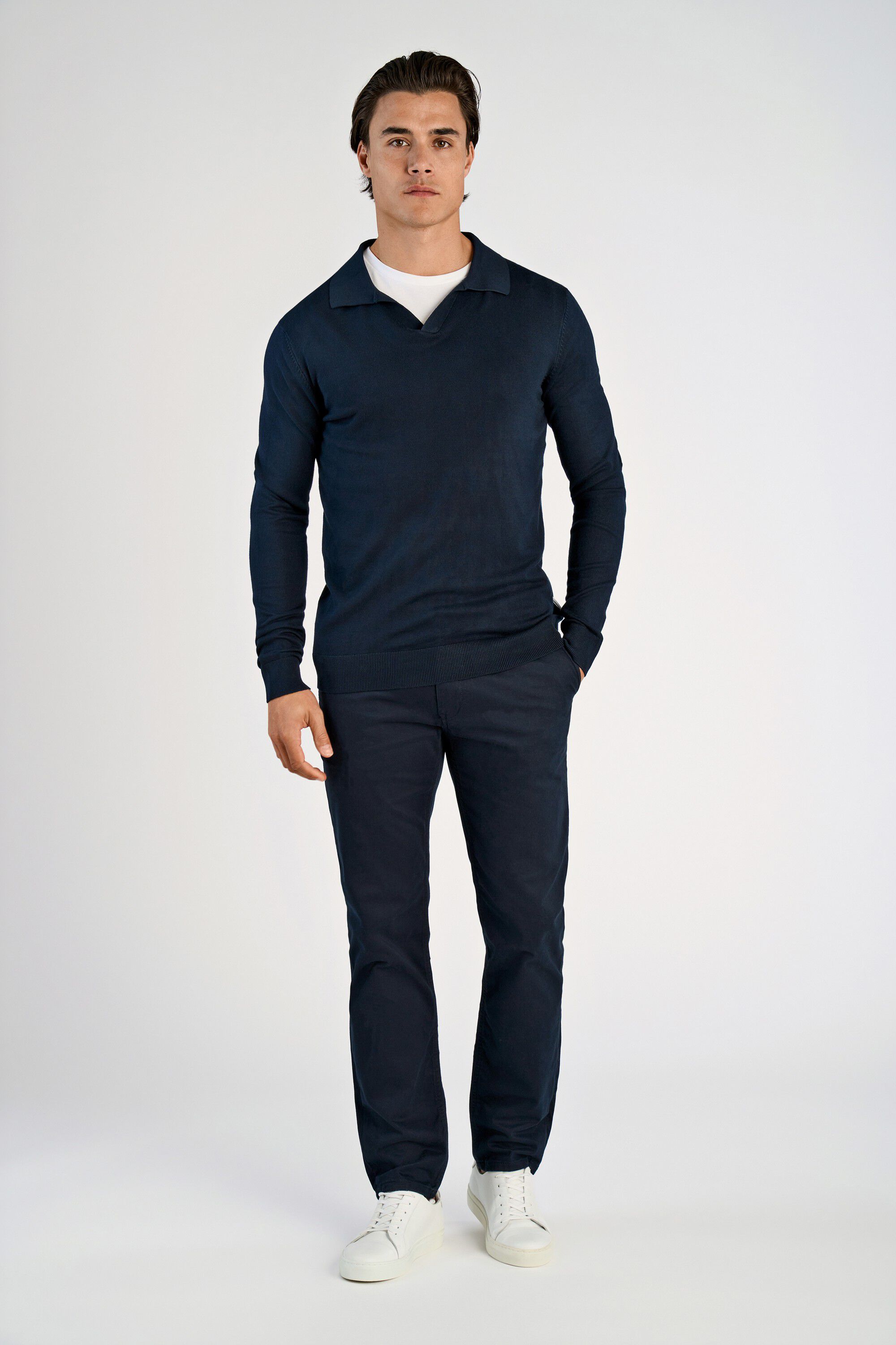 Ecovero L/S v-neck polo