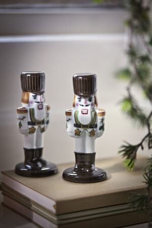 Hammersh&oslash;i Christmas N&oslash;ddekn&aelig;kker H12 cm hvid m. deko