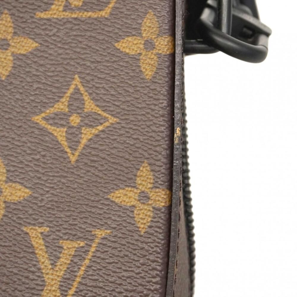 Louis Vuitton Shoulder Bags