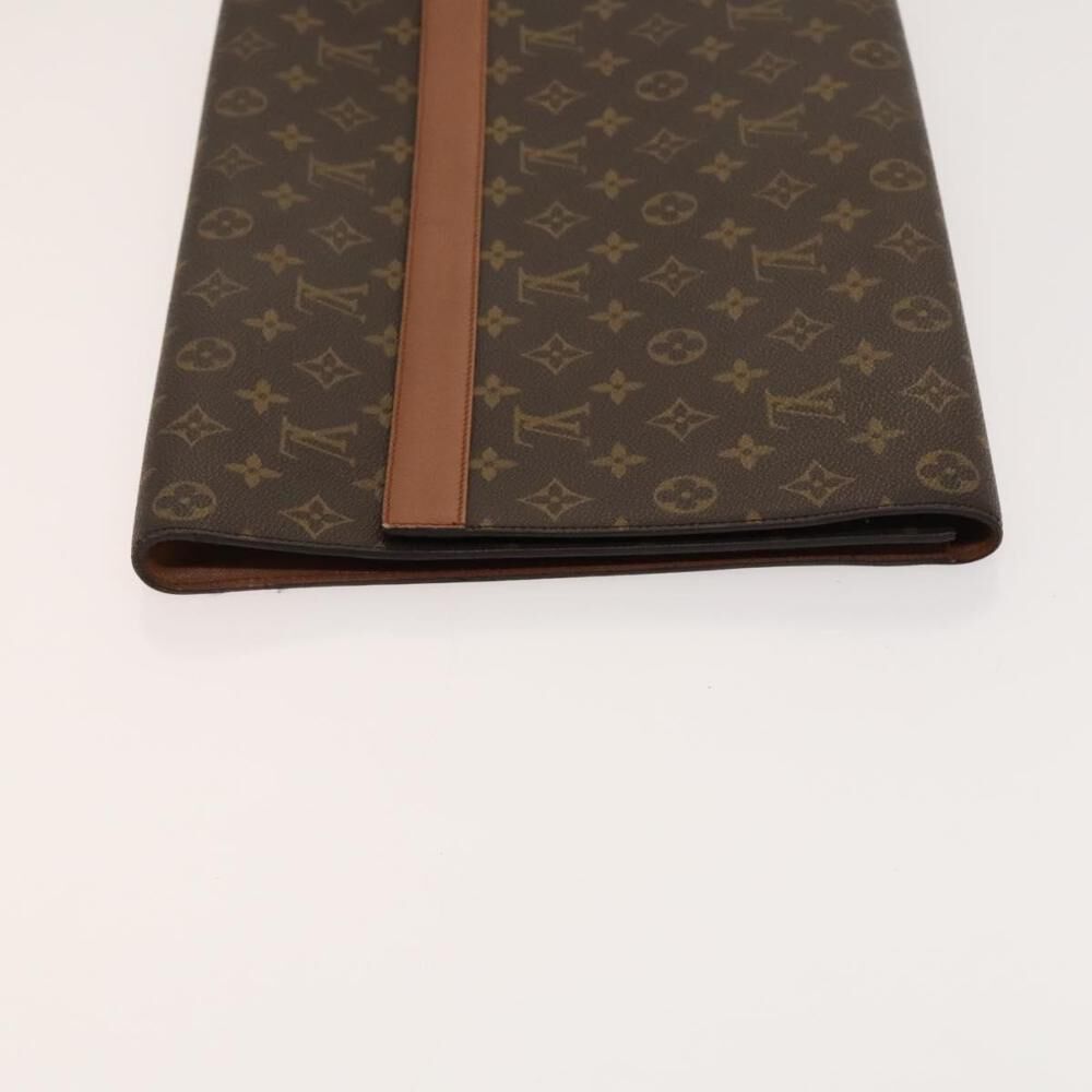Louis Vuitton Clutch