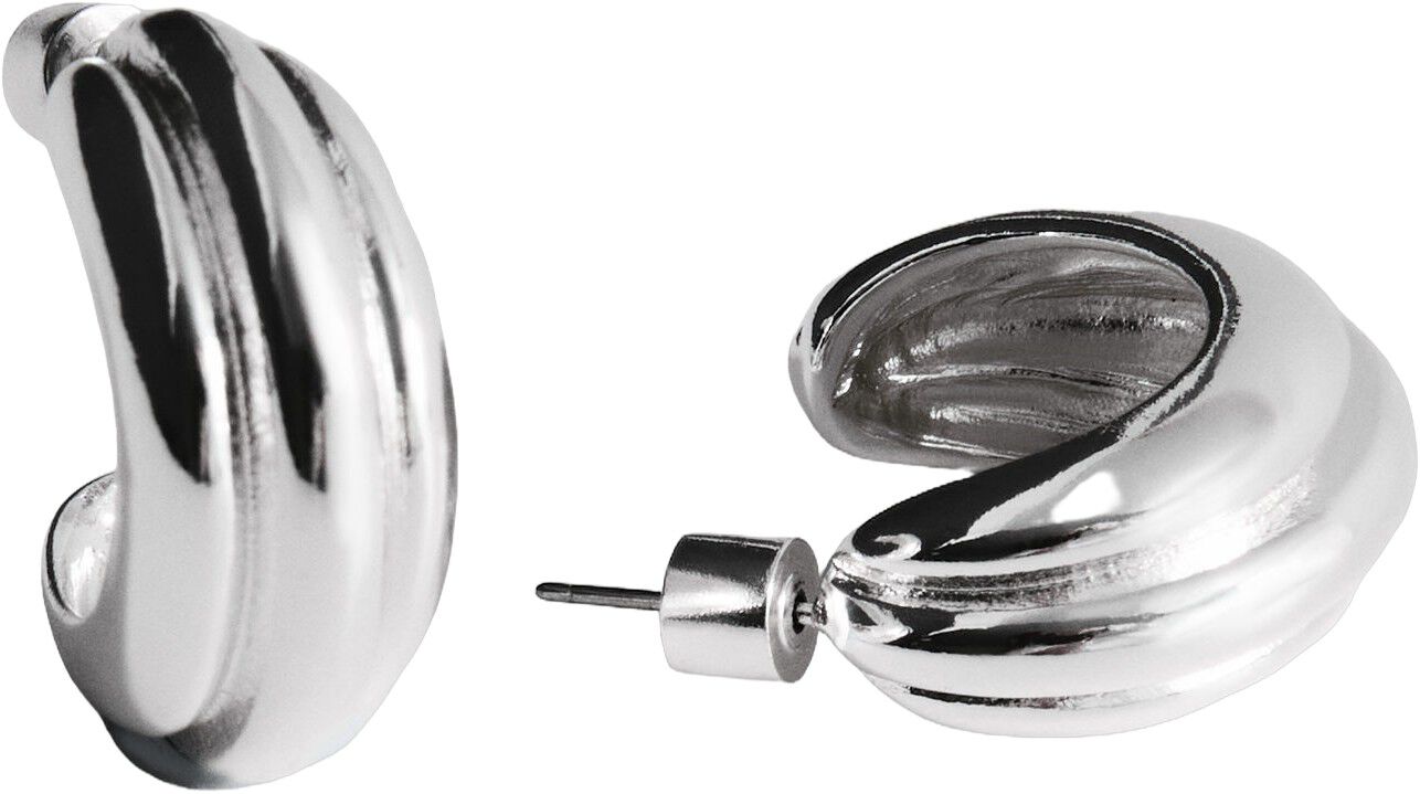 Embossed hoop earrings