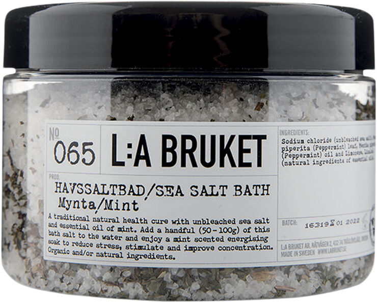 Bath Salt Mint 450 ml.