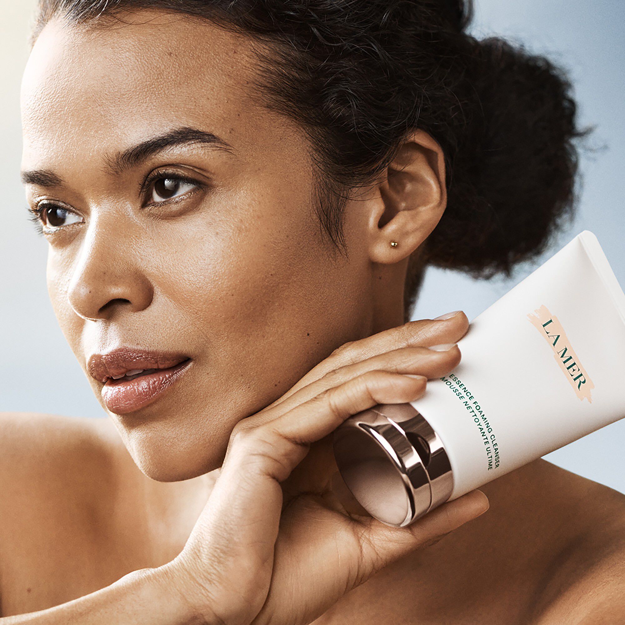 The Essence Foaming Cleanser