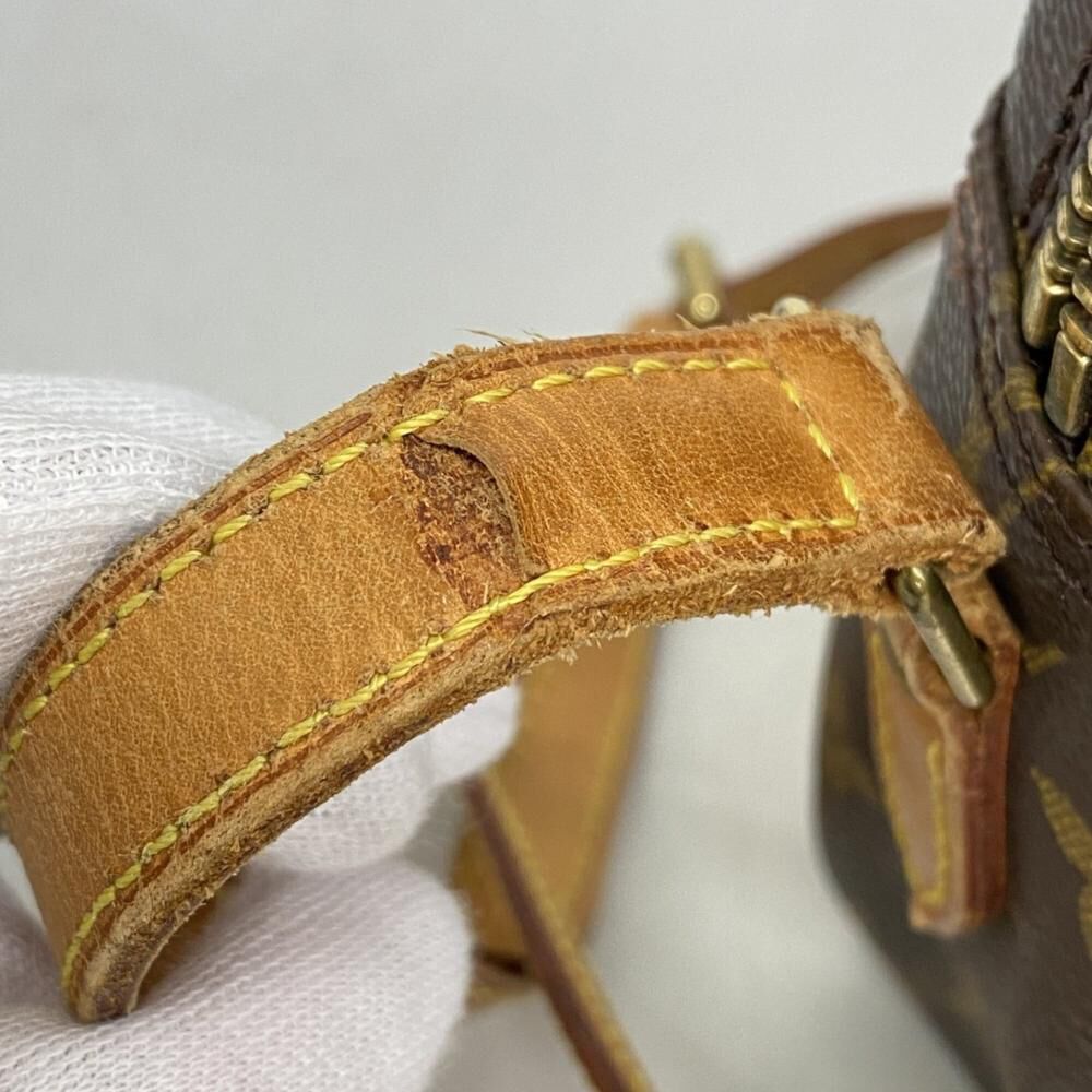 Louis Vuitton Shoulder Bags