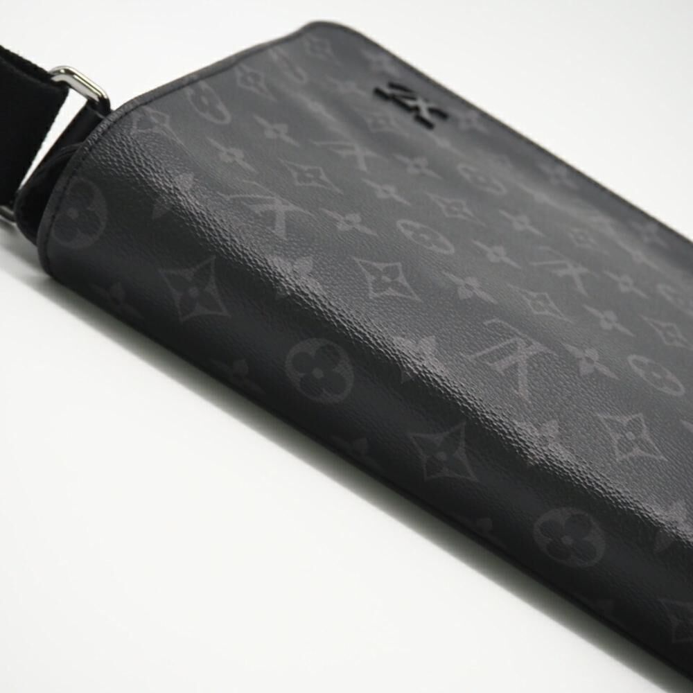 Louis Vuitton District