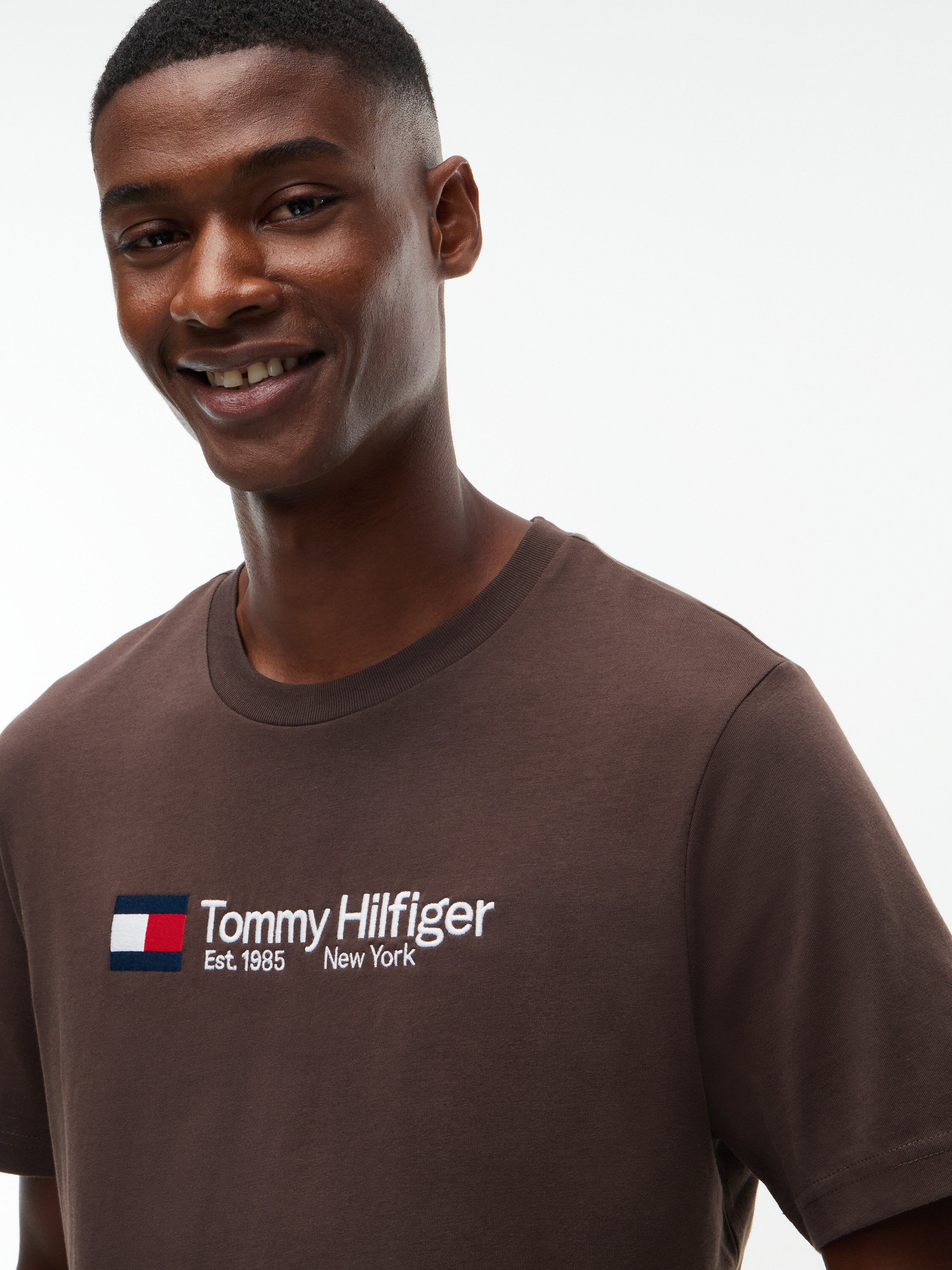 BRAND LOVE FLAG TYPE TEE