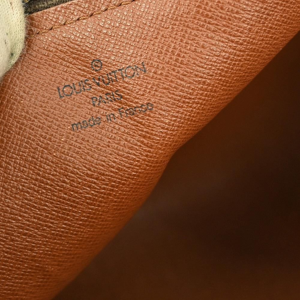 Louis Vuitton Papillon