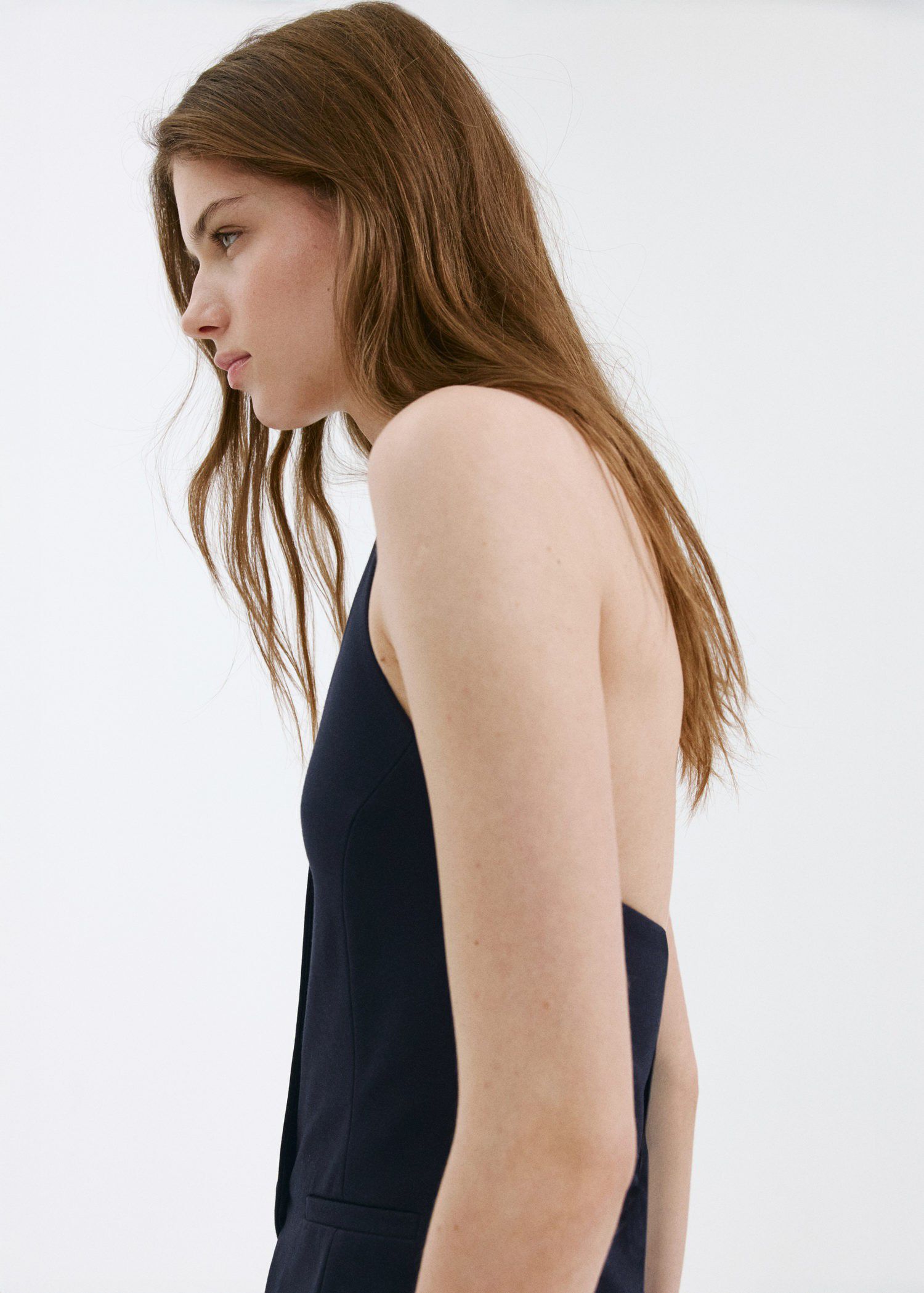 Halter-neck gilet with buttons