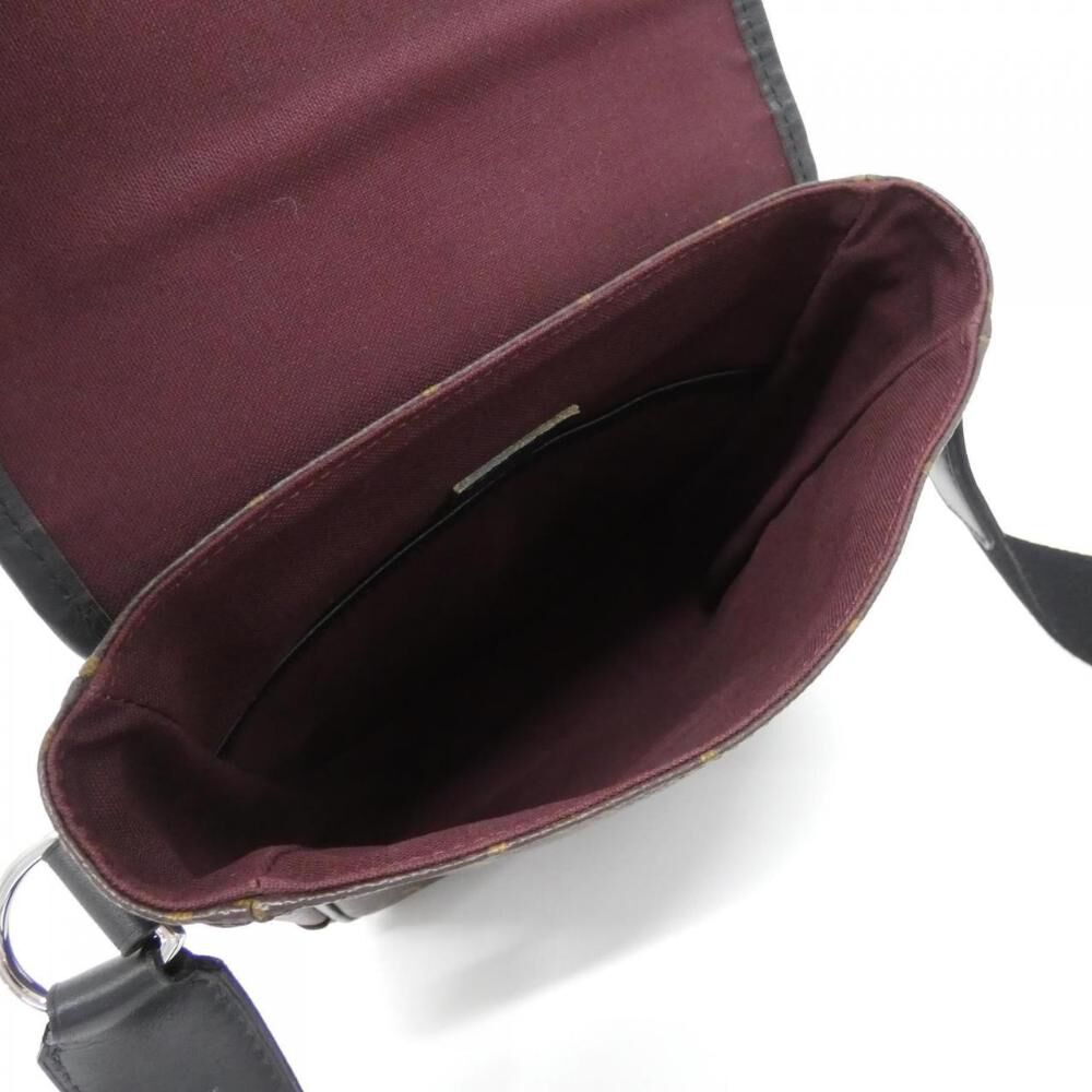 Louis Vuitton Shoulder Bags