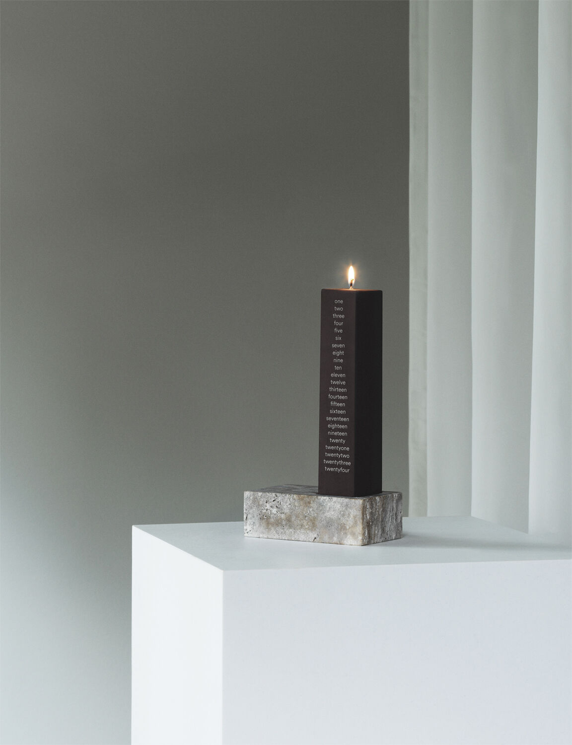 Calendar Candle Square