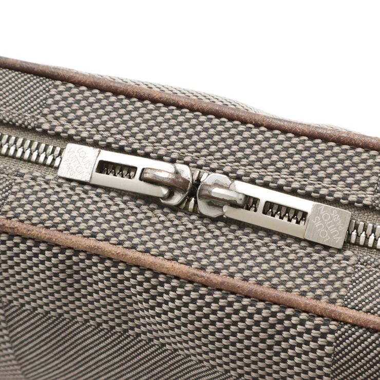 Louis Vuitton Acrobate