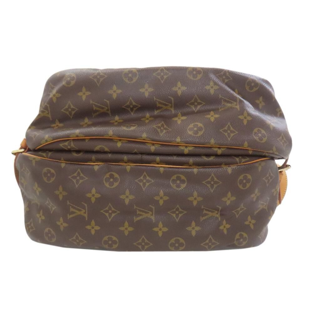 Louis Vuitton Saumur