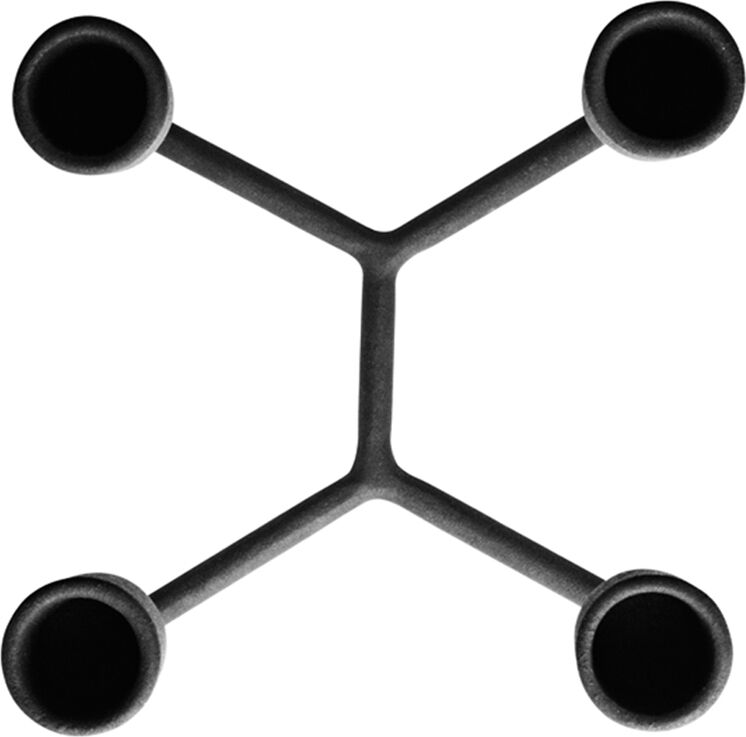Heima fyrarmad ljusstake