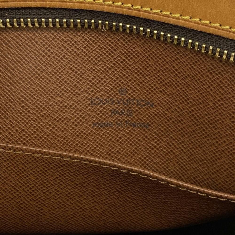 Louis Vuitton Shoulder Bags