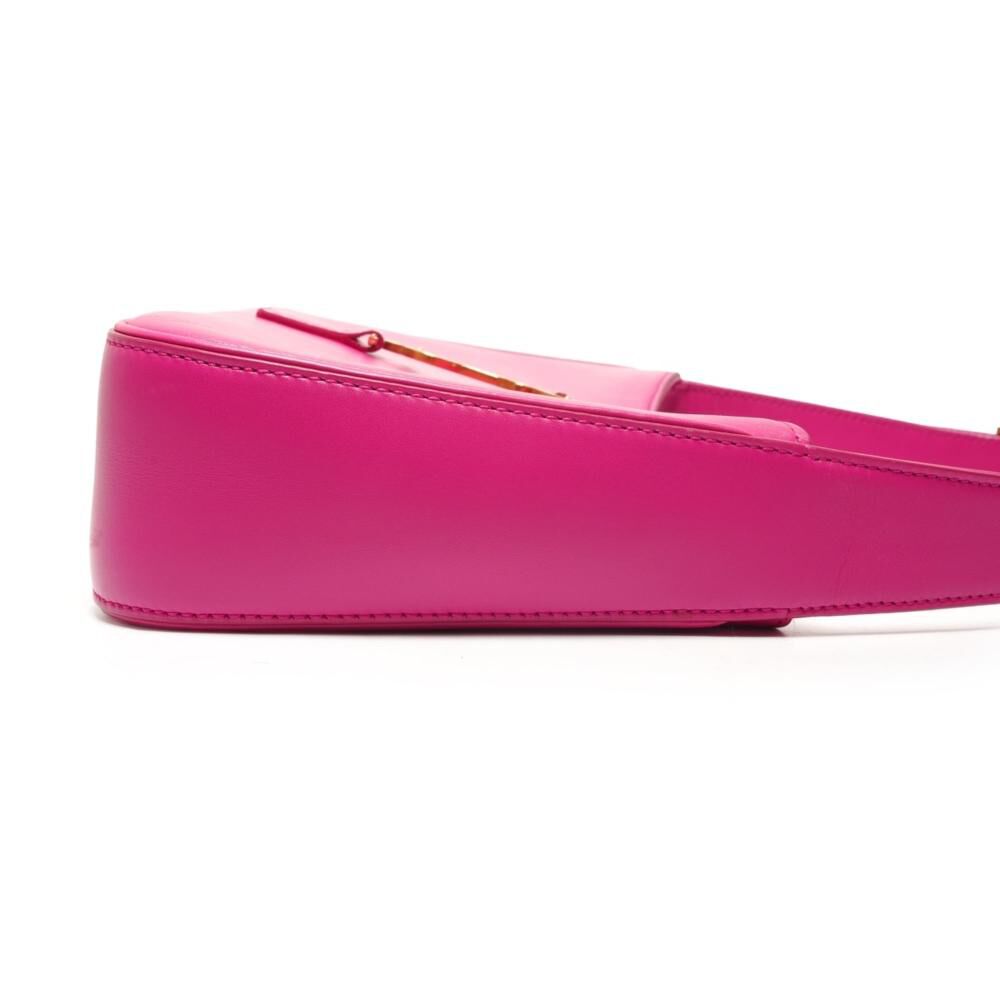 Yves Saint Laurent Shoulder Bag