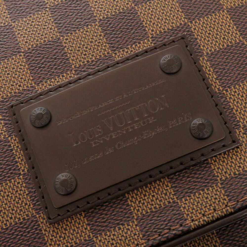 Louis Vuitton Messenger