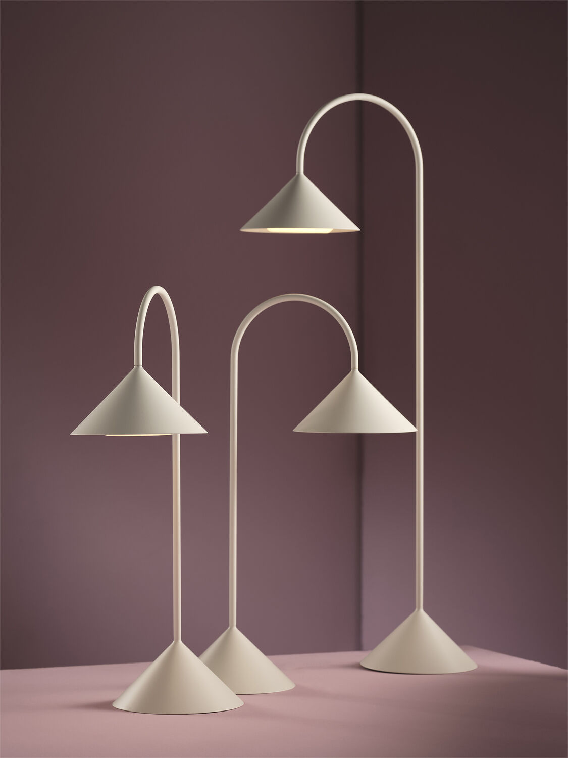 Grasp Portable Table Lamp H47