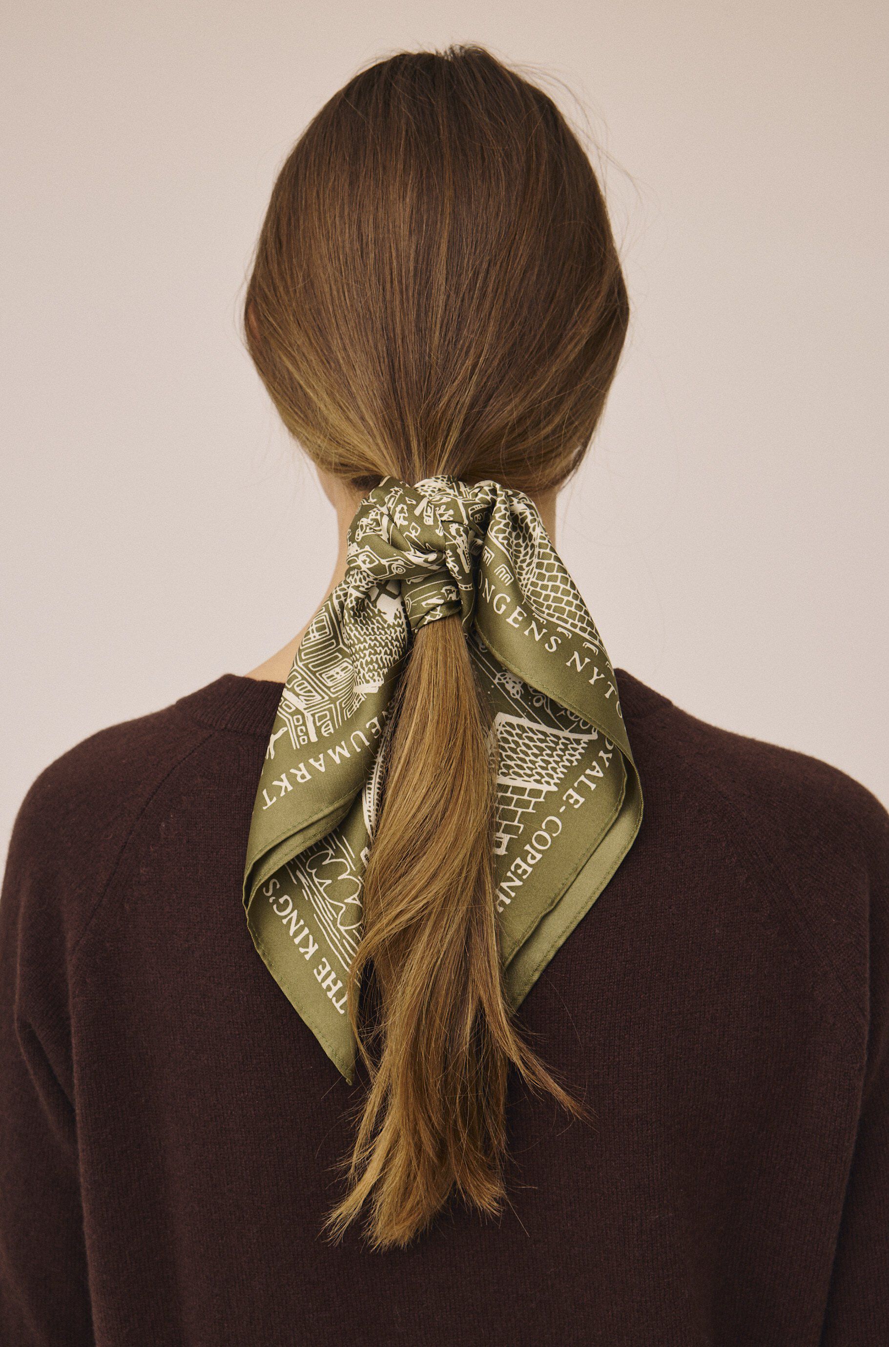 Magasin Iconic Scarf 53x53cm - 100% Silke