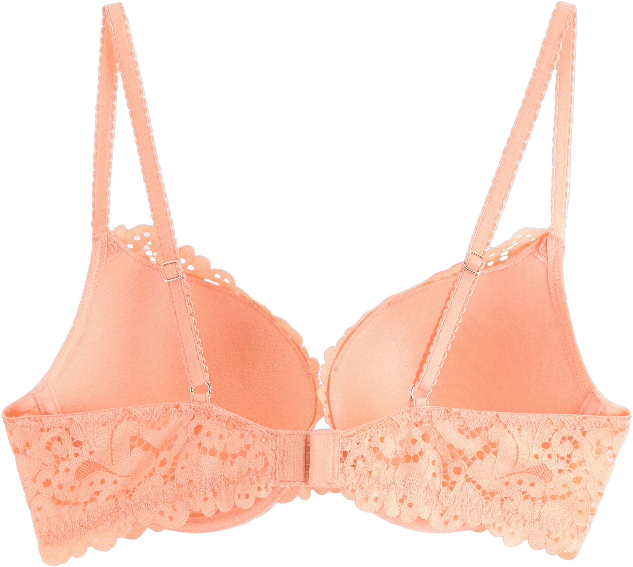 En push-up-bh i blonder.