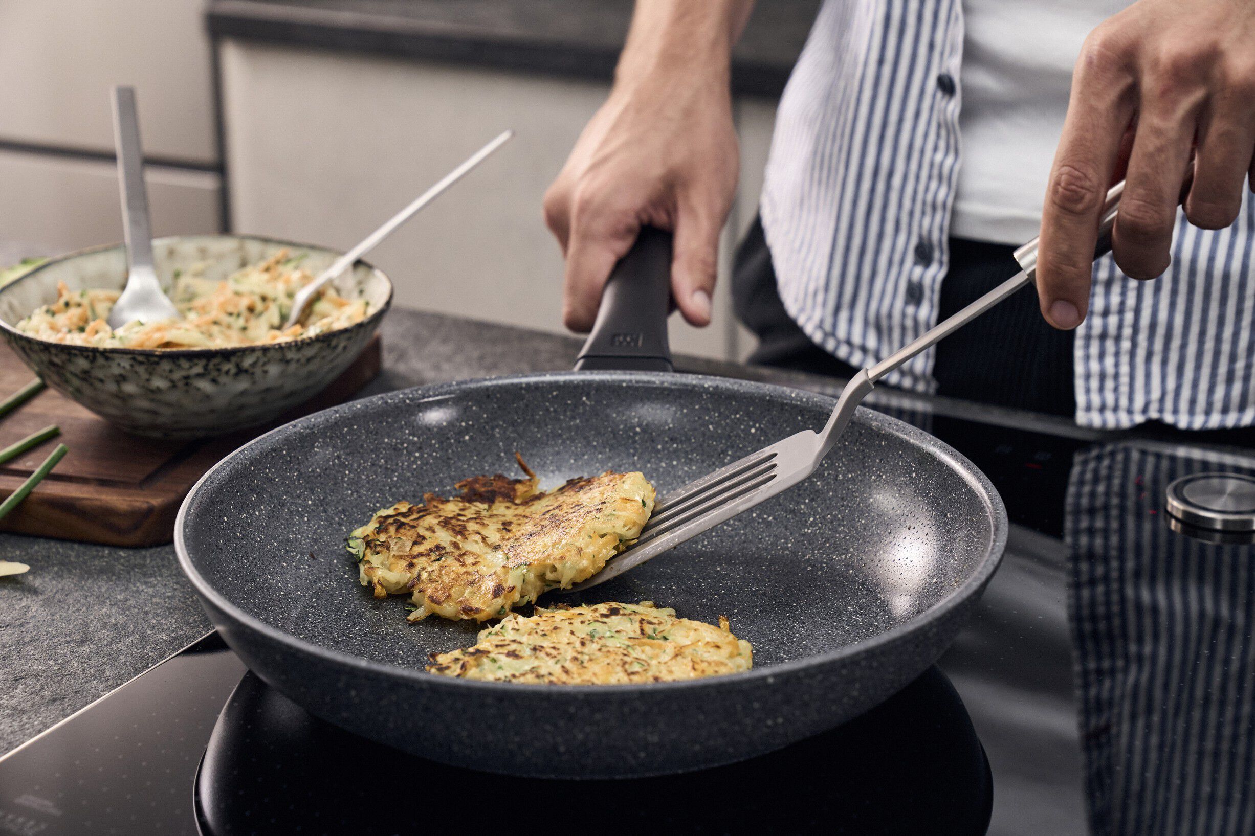 Terreno Plus Ceramic Stekpanna, 24 cm, Aluminum, Titanf&ouml;rst&auml;rkt kerami