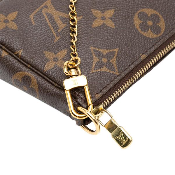 Louis Vuitton Pochette Accessoires