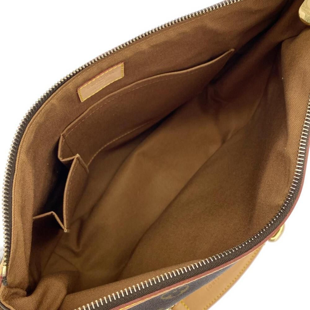 Louis Vuitton Shoulder Bags