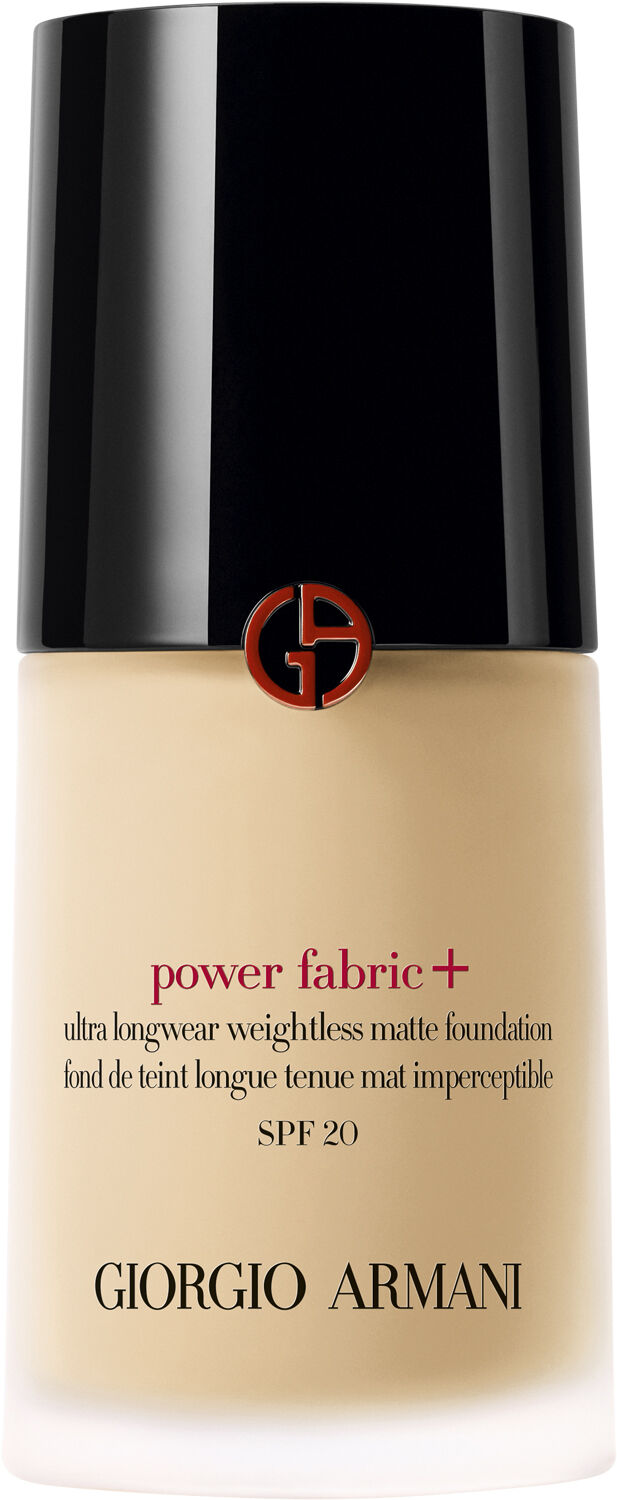 Armani Power Fabric+ Foundation 7. 5