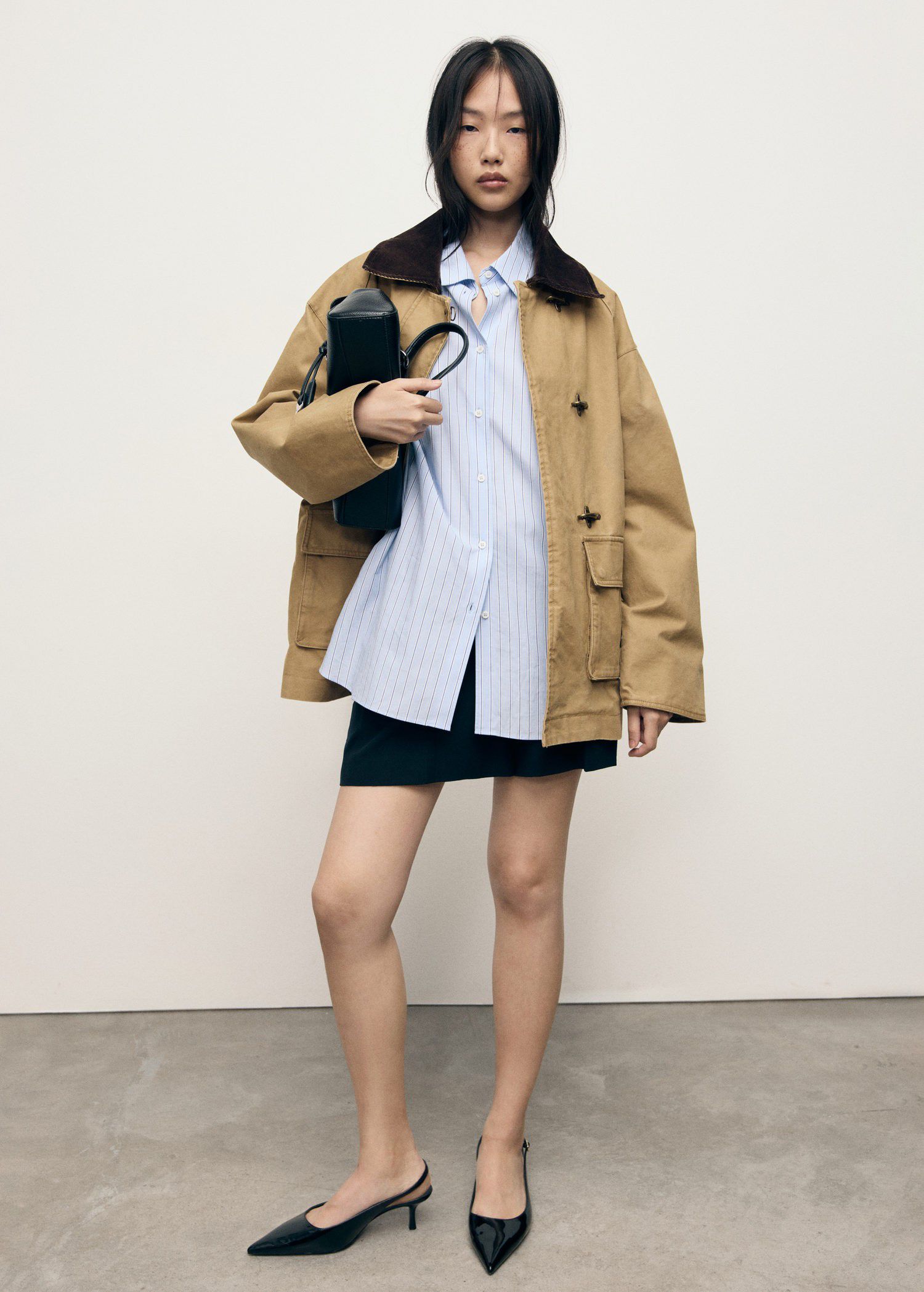 Cotton parka with contrasting colla