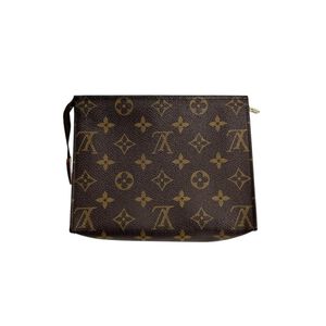 Louis Vuitton Poche Toilette