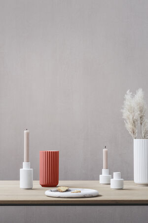 Lyngby Vase H15. 5 cm rød porcelæn