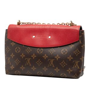 Louis Vuitton Crossbody Bag