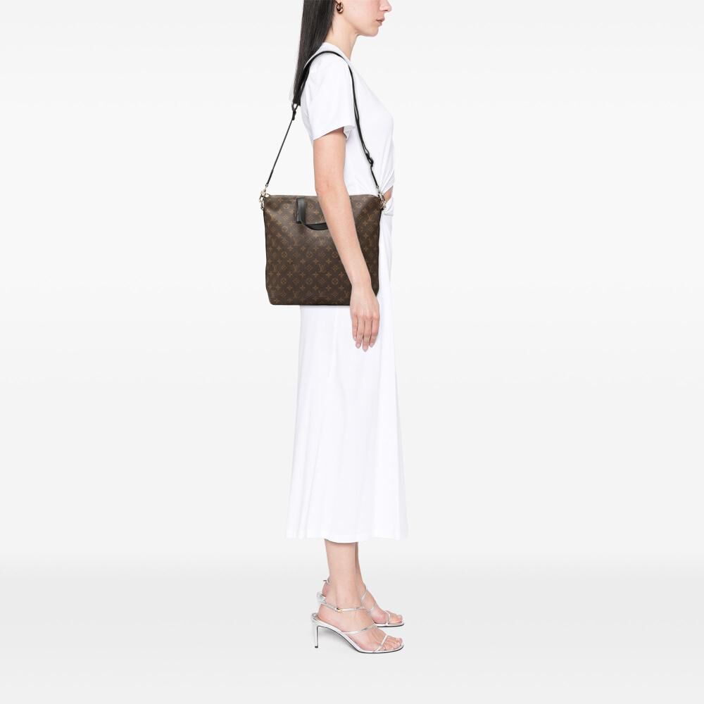 Louis Vuitton Tote