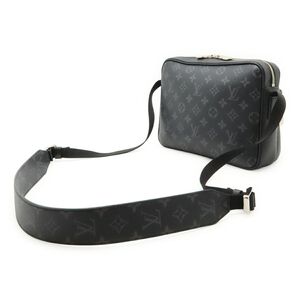 Louis Vuitton Messenger