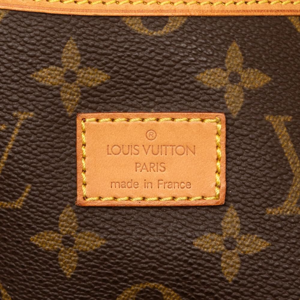 Louis Vuitton Saumur