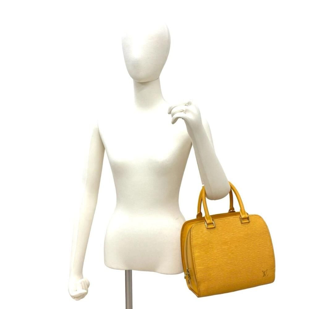 Louis Vuitton Pont Neuf