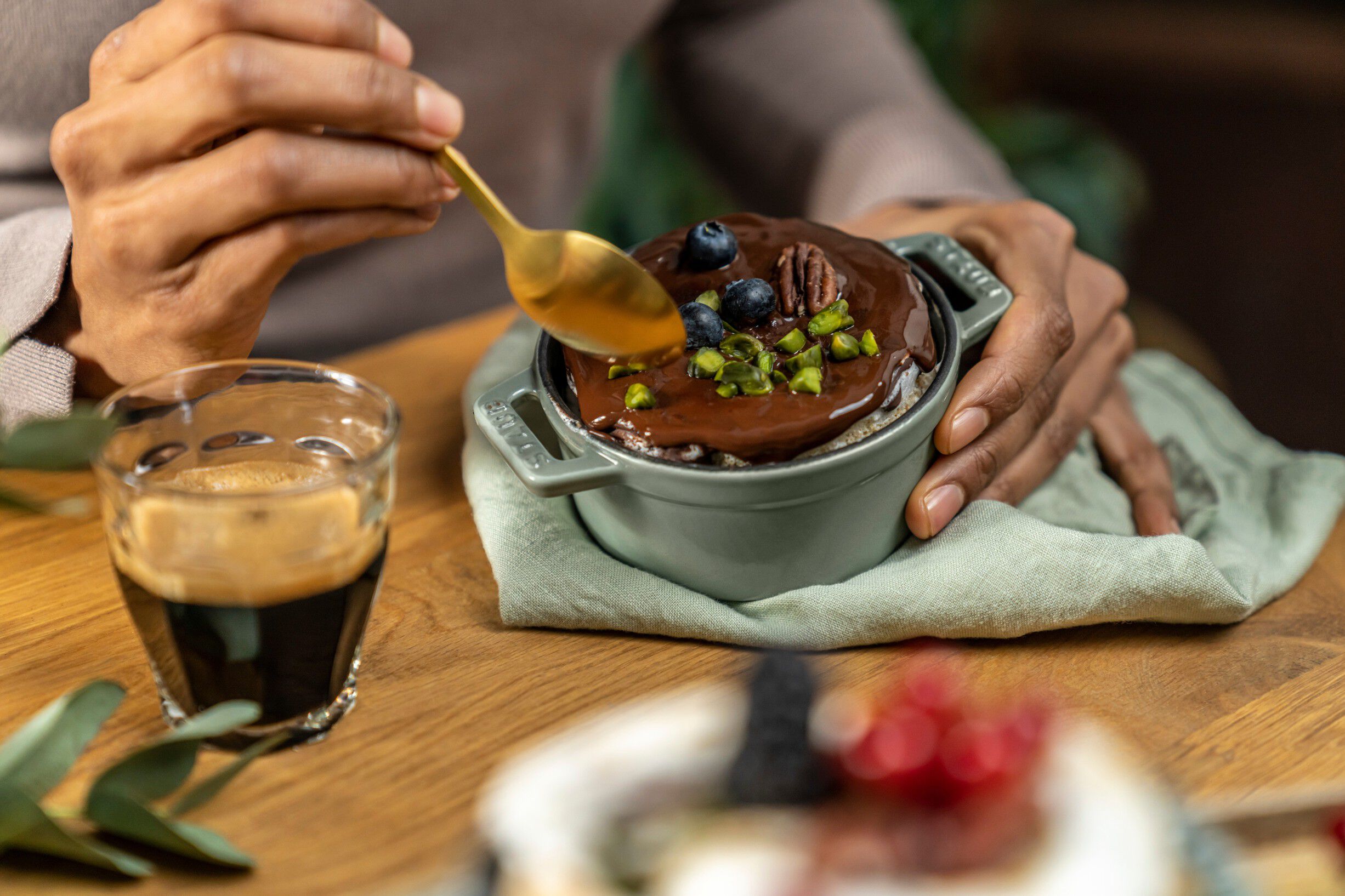 La Cocotte Minigryta 10 cm, Rund, Eukalyptus, Gjutj&auml;rn