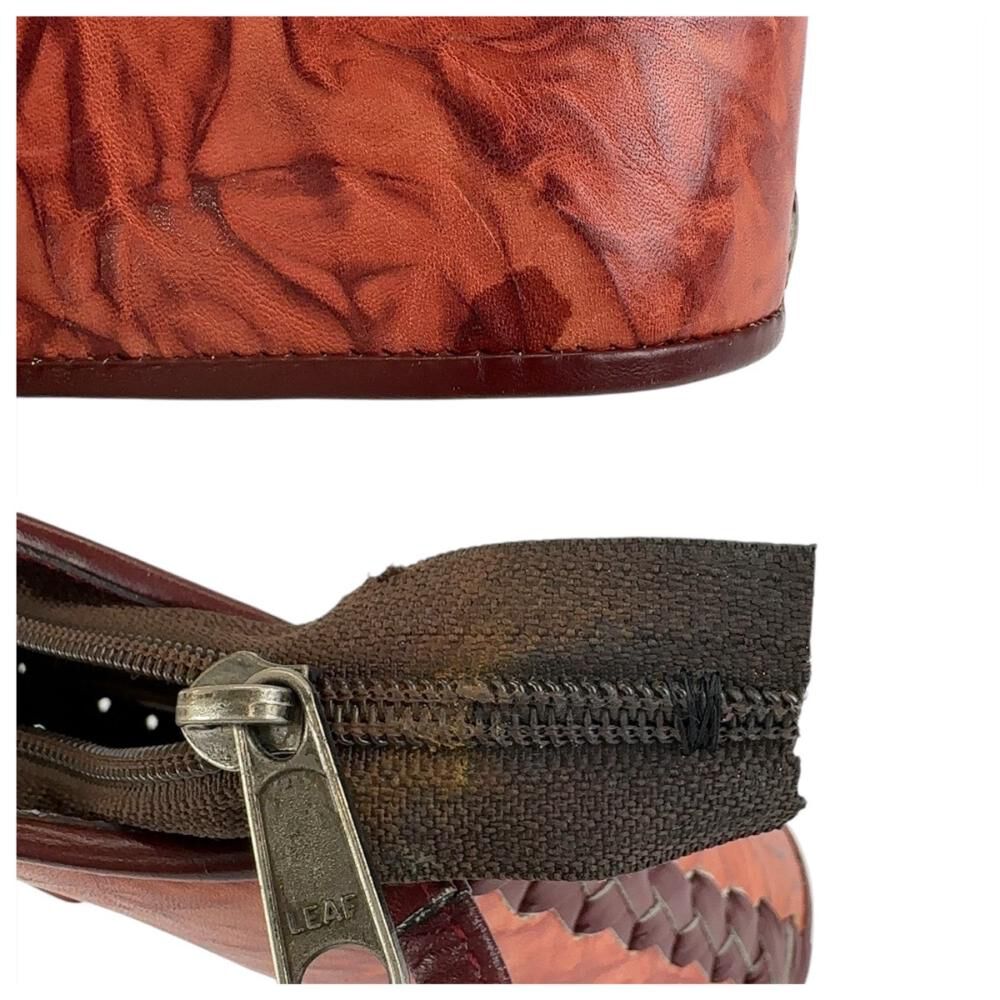 Yves Saint Laurent Shoulder Bag