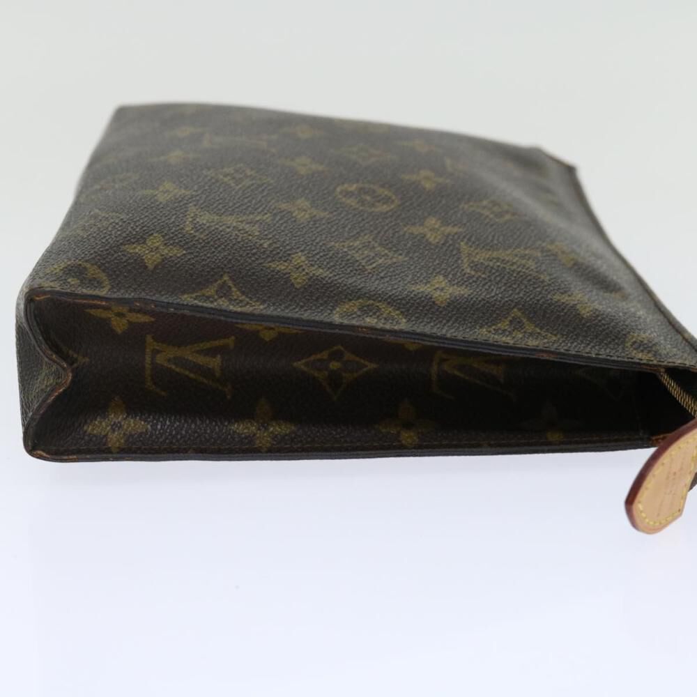 Louis Vuitton Poche Toilette